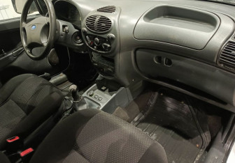 Подержанный автомобиль LADA (ВАЗ) Kalina Wagon 2013 года (14 фото)