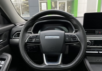 Подержанный автомобиль Soueast DX8S 2022 года (18 фото)