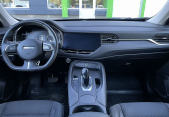 Подержанный автомобиль Haval F7 2021 года (11 фото)