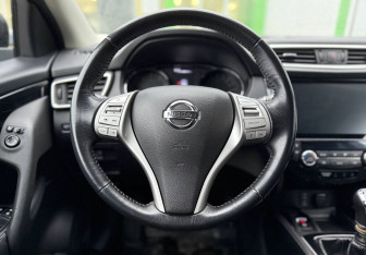 Подержанный автомобиль Nissan Qashqai 2018 года (12 фото)