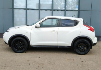 Подержанный автомобиль Nissan Juke 2014 года (7 фото)