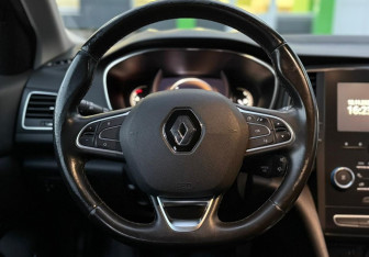 Подержанный автомобиль Renault Megane Wagon 2018 года (13 фото)