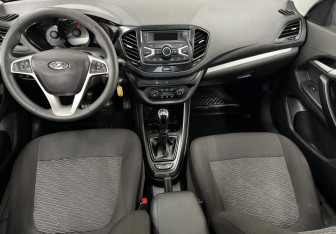 Подержанный автомобиль LADA (ВАЗ) Vesta Sedan 2021 года (10 фото)