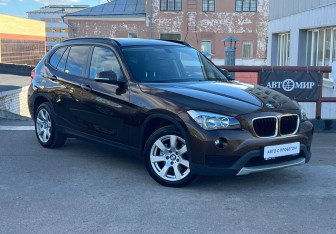 Подержанный автомобиль BMW X1 2012 года (3 фото)