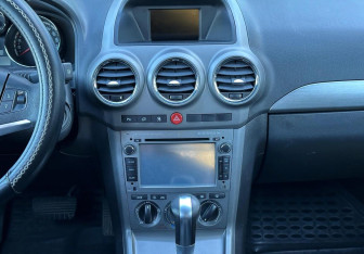 Подержанный автомобиль Opel Antara 2011 года (14 фото)