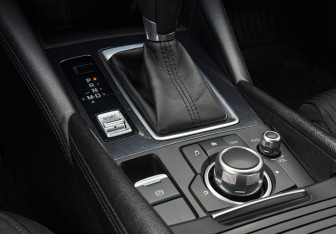 Подержанный автомобиль Mazda 6 Sedan 2016 года (16 фото)