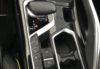 Подержанный автомобиль Geely Tugella 2022 года (13 фото)