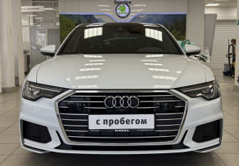Подержанный автомобиль Audi A6 Sedan 2019 года (2 фото)