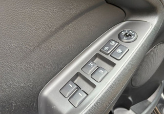 Подержанный автомобиль Kia Cerato Sedan 2016 года (12 фото)