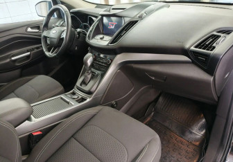 Подержанный автомобиль Ford Kuga 2019 года (11 фото)